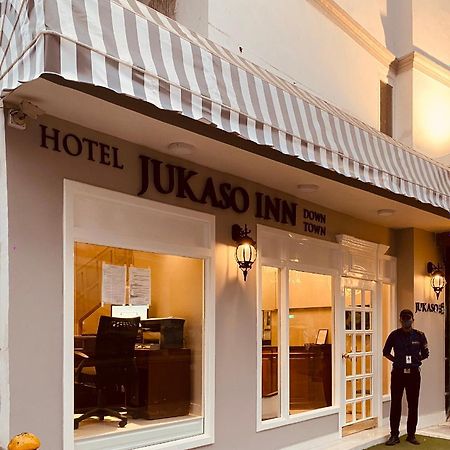 Hotel Jukaso Inn Down Town Ню Делхи Екстериор снимка